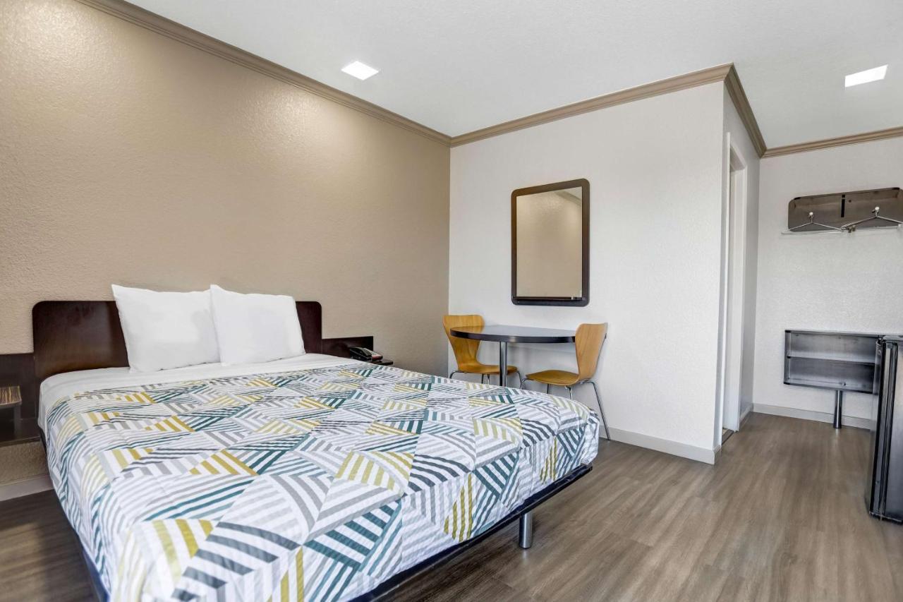 Motel 6-Red Bluff, Ca Bagian luar foto